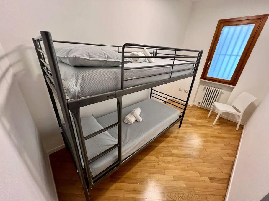 Apartmán Beija Flor-Trilocale Piazza Garibaldi N18 Desenzano del Garda Exteriér fotografie